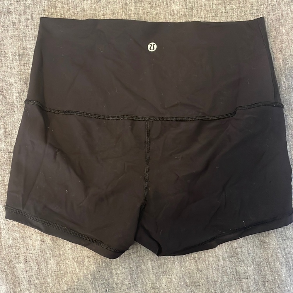 Womens lululemon yoga short black reversible 6